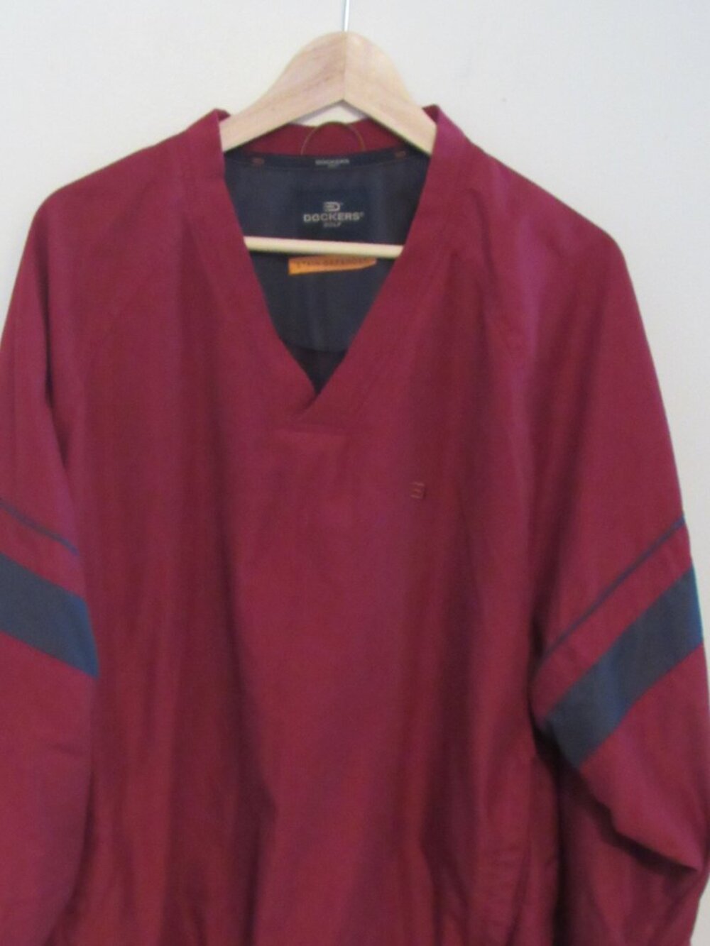 Dockers Golf Windbreaker Pullover Large Red/Black